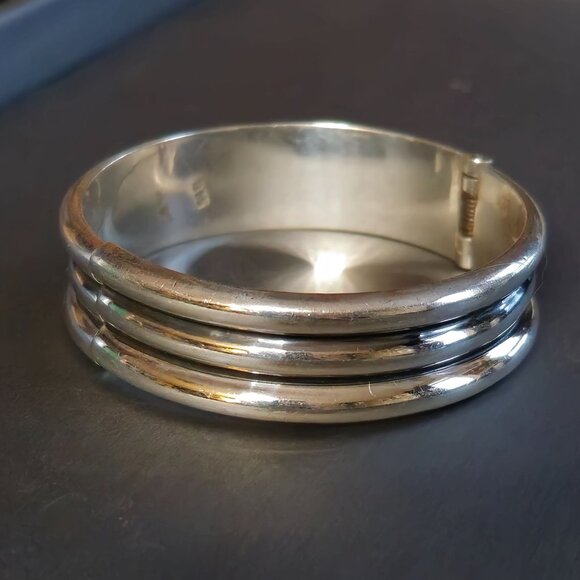 925 Sterling Silver Ribbed Hinged Clamper Bangle Bracelet Modernist Jewelry 51g - Picture 14 of 14